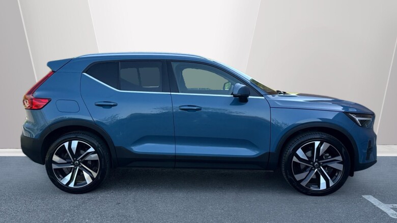 Volvo XC40 2.0 B3P Ultra Dark 5dr Auto Petrol Estate
